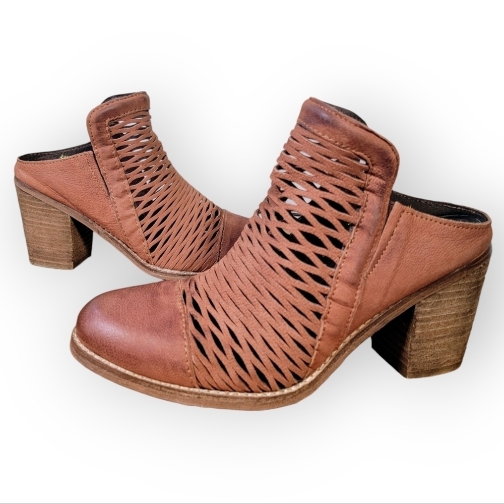 Diba True Landing Crew Brown Leather Heeled Sandals Shoes Booties Size 7.5